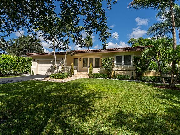 3rd image of 1515 Garcia Ave