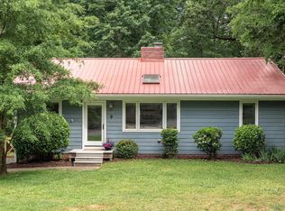 126 Purefoy Rd, Chapel Hill, NC 27514