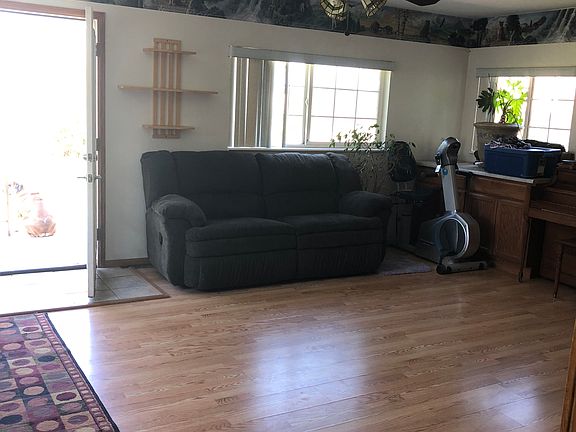 2nd image of 1723 27th Ln