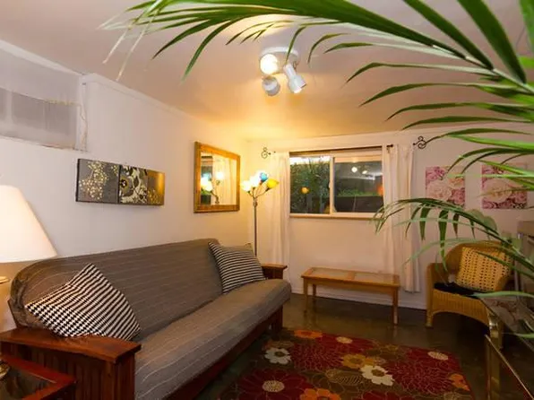 (undisclosed Address), Portland, OR 97227