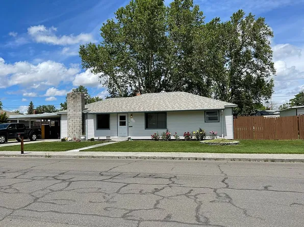 782 W Juniper Ave, Hermiston, OR 97838