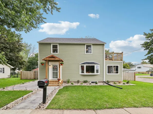 303 S Main St, New Lisbon, WI 53950
