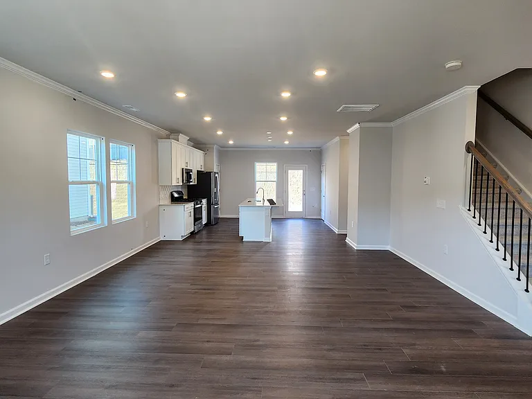 947 Highland Trace Dr — Photo 16