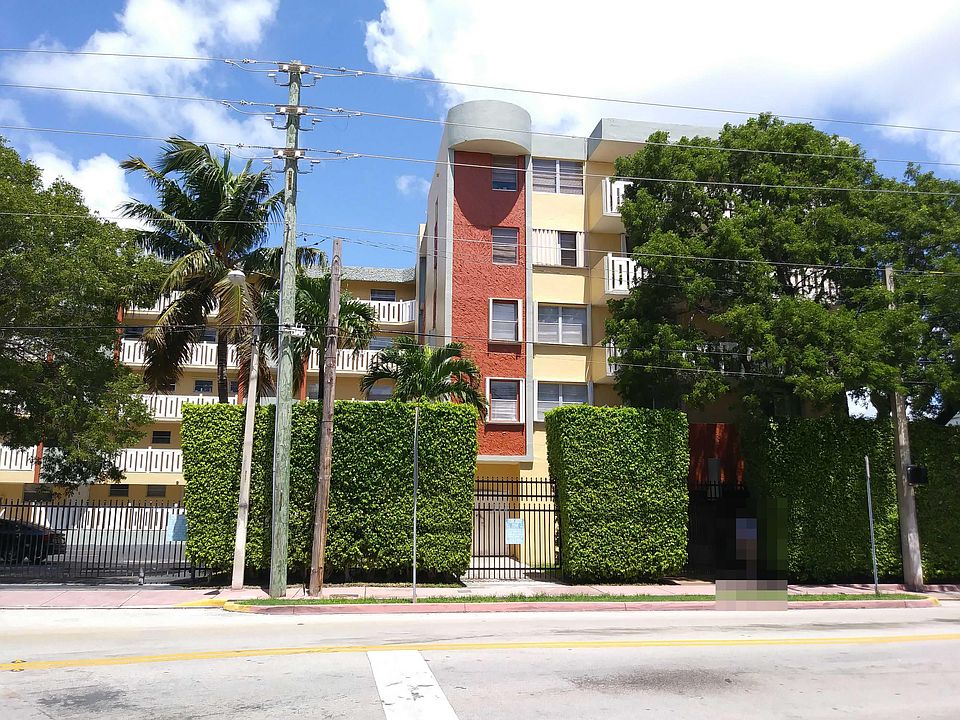 1st image of 7900 Tatum Waterway Dr APT 205