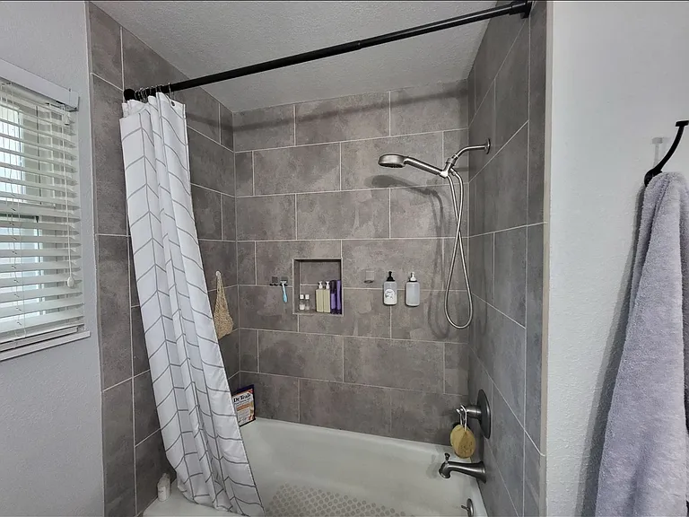 1835 S Santa Fe Ave #1 — Photo 8
