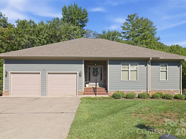 125 Beechmont Dr, Morganton, NC 28655