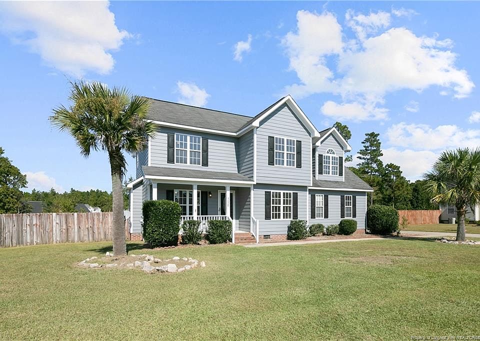 1st image of 128 Blue Water Dr