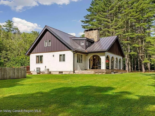 118 Bennett Rd, Napanoch, NY 12458