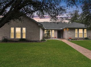 5901 Sheffield Terrace Ln, Bryan, TX 77802