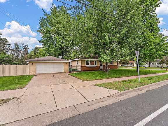 3rd image of 1691 4th St