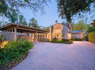 1656 Hillview St, Sarasota, FL 34239