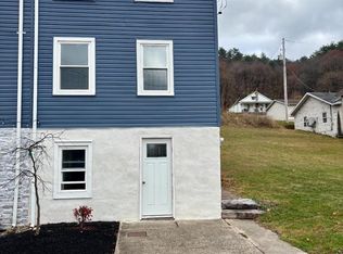 253 Main St, Parryville, PA 18244