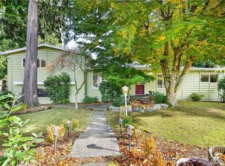 8428 216th St SW, Edmonds, WA 98026