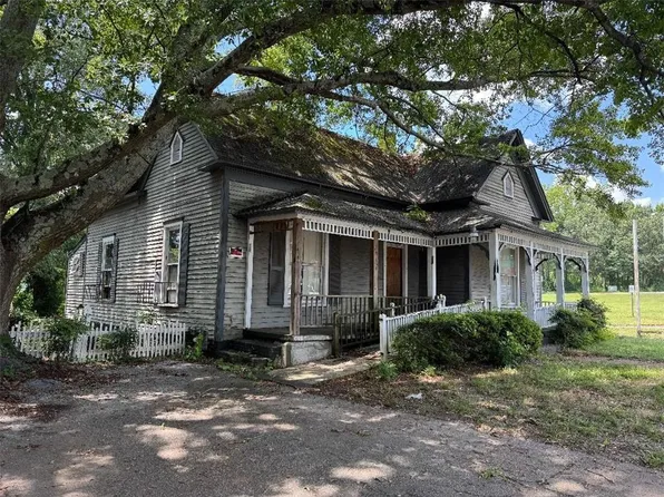 3256 E Ponce De Leon Ave, Scottdale, GA 30079
