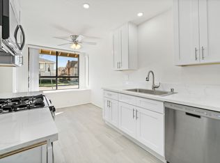 1717 Huntington St APT 2, Huntington Beach, CA 92648