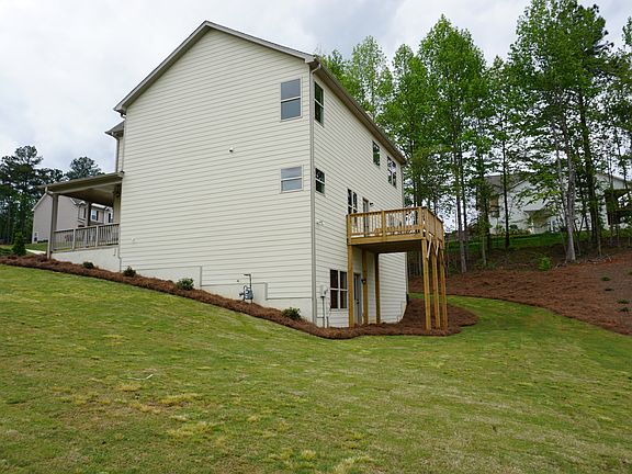 5th image of 71 Holland Grove Dr