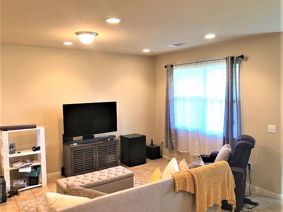 5th image of 2880 Donnell Dr Unit 2003