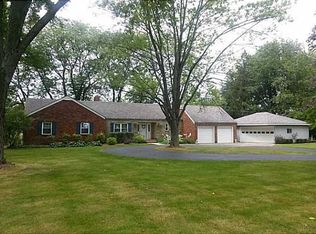 24653 W River Rd, Perrysburg, OH 43551