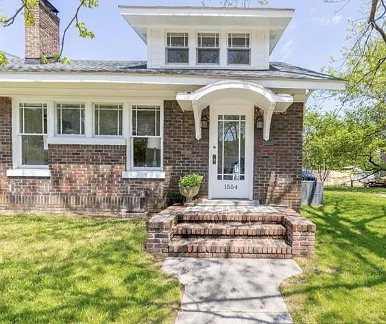 1554 Overton Park Ave — Photo 1