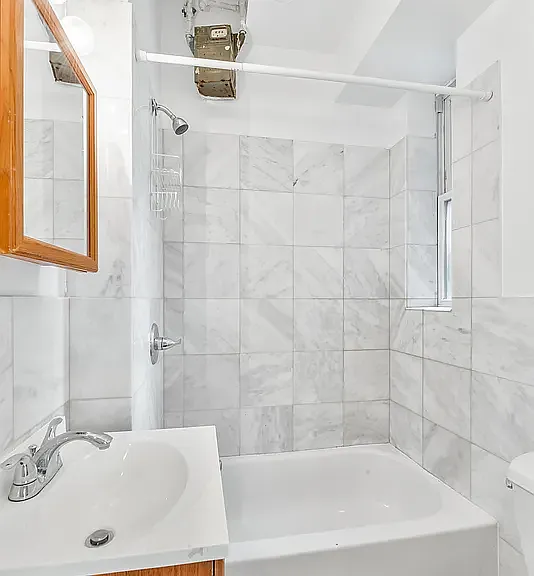 1219 1st Ave #4A — Photo 8