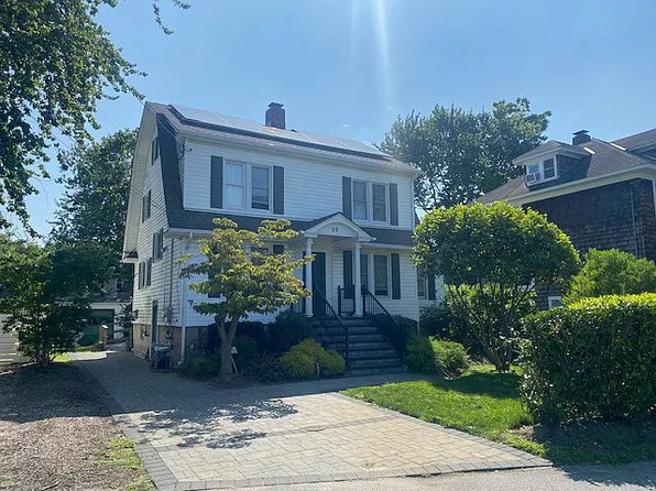 25 Sumpwams Pl, Babylon, NY 11702