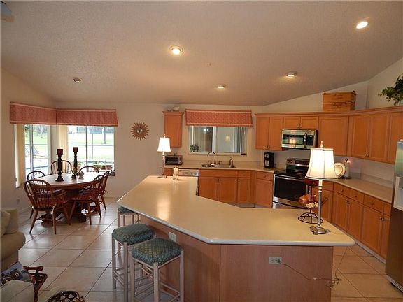 5th image of 1951 Woodlake Terrace