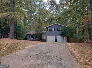 647 Bralorne Dr, Stone Mountain, GA 30087