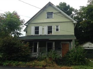 8 Elting Ct, Ellenville, NY 12428