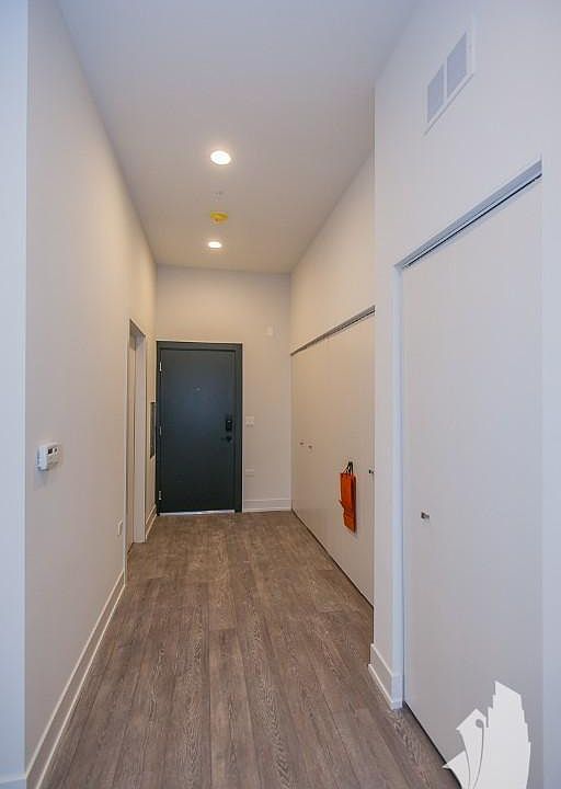 1st image of 855 N Larrabee St #1014