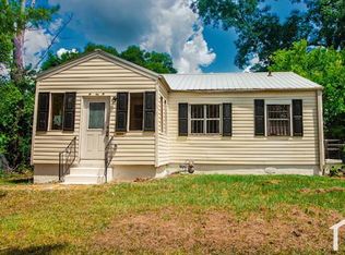 608 40th Pl, Fairfield, AL 35064