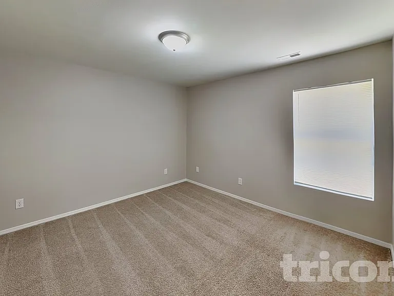 4003 Larkhaven Village Dr — Photo 12