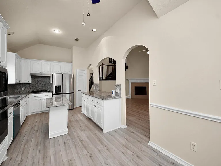 10007 Adobe Dr — Photo 13