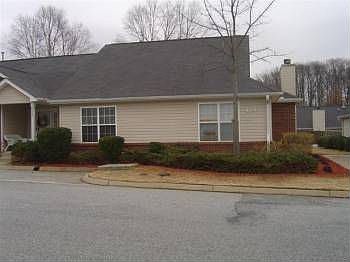 4th image of 206 Woodruff Park Ln
