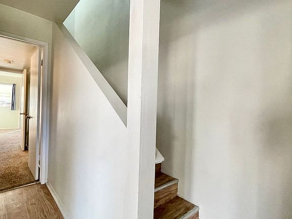 5th image of 1185 E Foothill Blvd APT 1