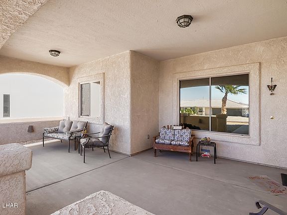 2nd image of 3279 Hidden Valley Dr