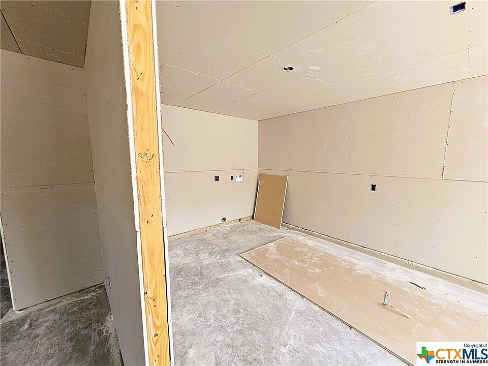 232 W Martindale Rd, Seguin, TX 78155 Zillow