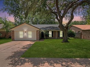 2523 Village Oak Dr, Katy, TX 77493