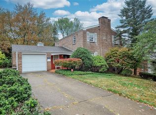 4012 Cape Cod Dr, Pittsburgh, PA 15239