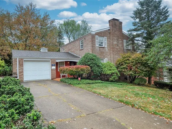 4012 Cape Cod Dr, Pittsburgh, PA 15239