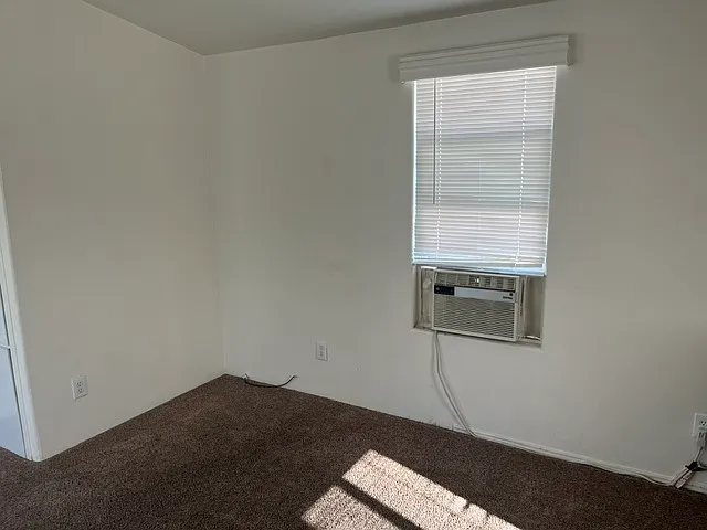 763 W Avenue L #24 — Photo 5