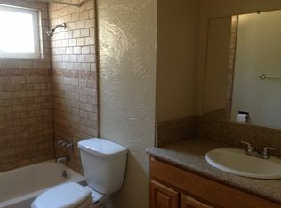 2401 Queenaire Ln, Modesto, CA 95350