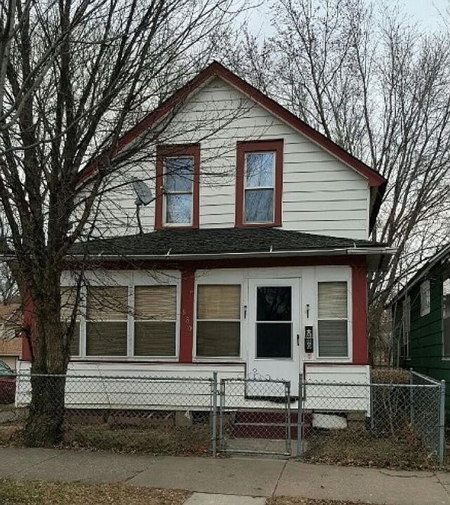 1st image of 880 Galtier St