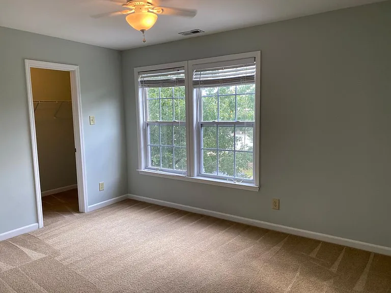 6042 Laurent Ave — Photo 11