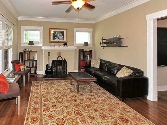 2nd image of 207 Montclair St