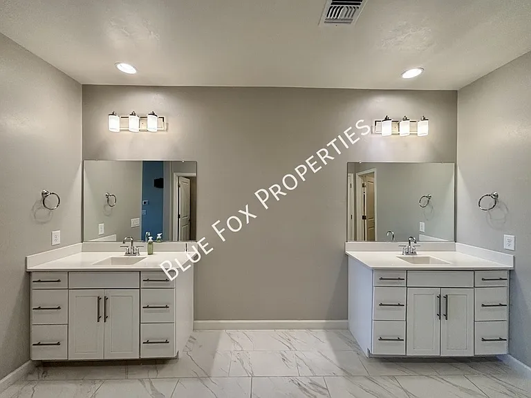 5536 Lazy Farm Dr — Photo 19