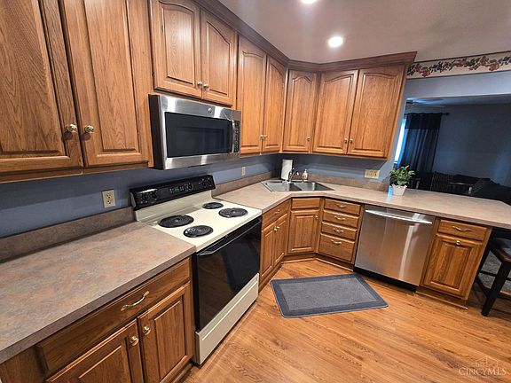 4th image of 3107 Goda Ave