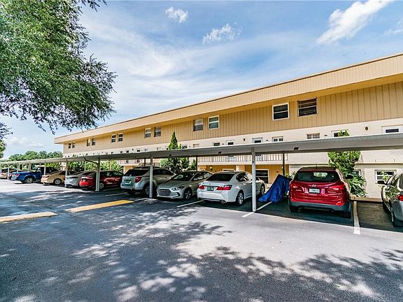 3rd image of 410 Orlando Ave #18A