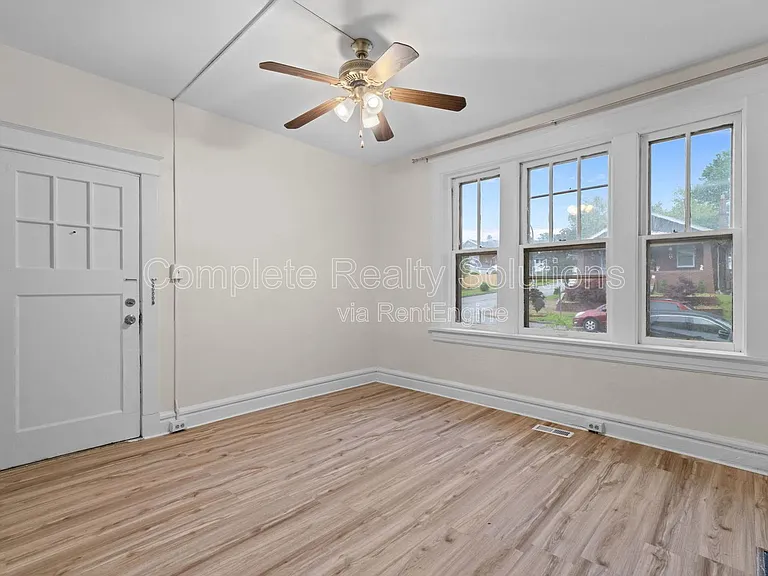 4301 S 38th St #1S — Photo 9