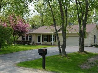 10445 N Magnolia Dr, Mequon, WI 53092