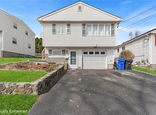 465 Buchanan St, Pawtucket, RI 02860